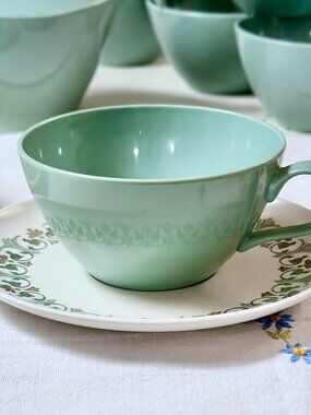 Vintage Texas Ware Park Avenue Melamine Cups, Saucers, Sugar Bowl – MCM